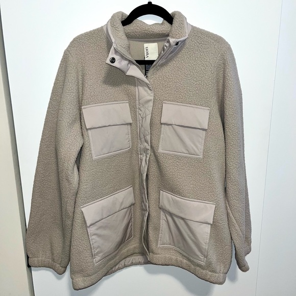 Vuori Utility Sherpa Jacket - Picture 2 of 9